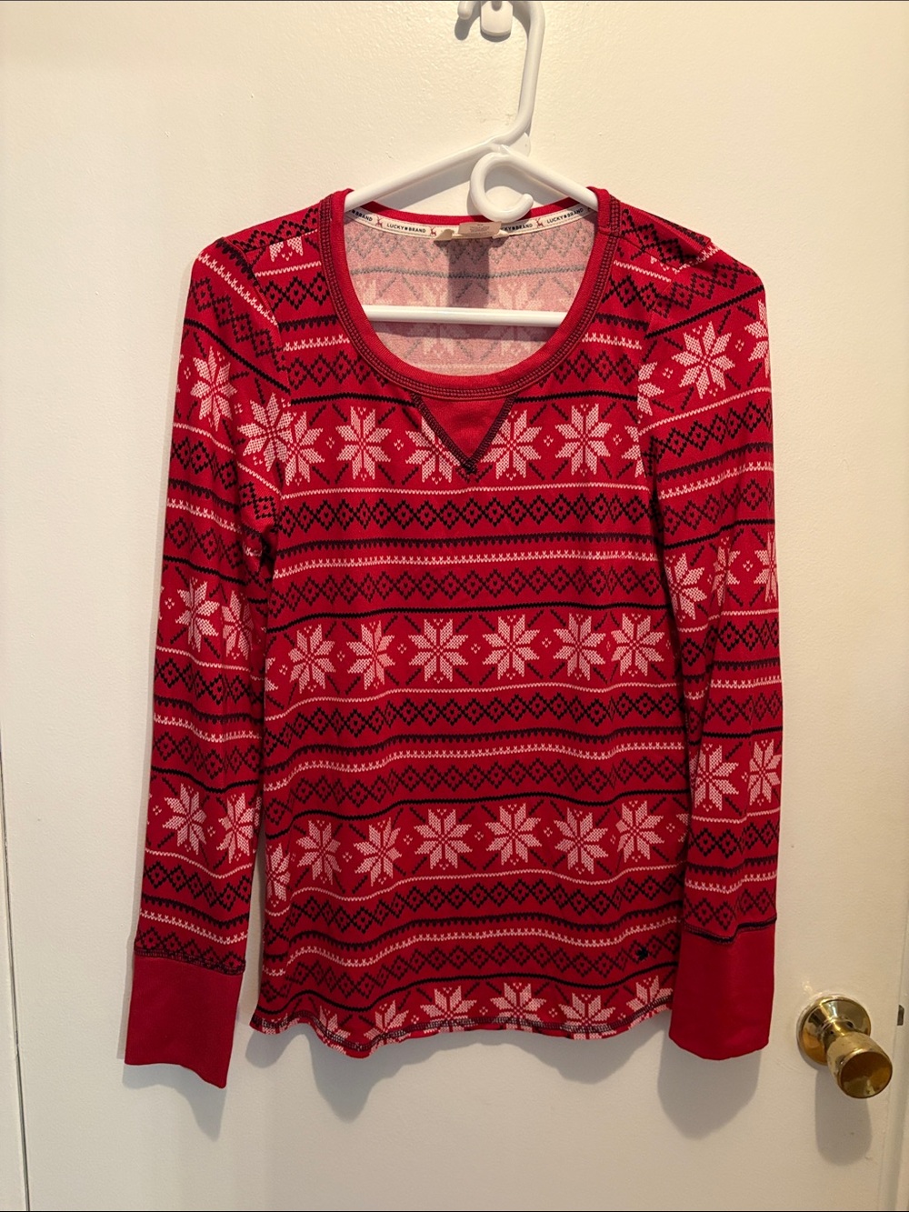 Lucky Brand Base Layer Red and White Knit Crewneck Top size medium